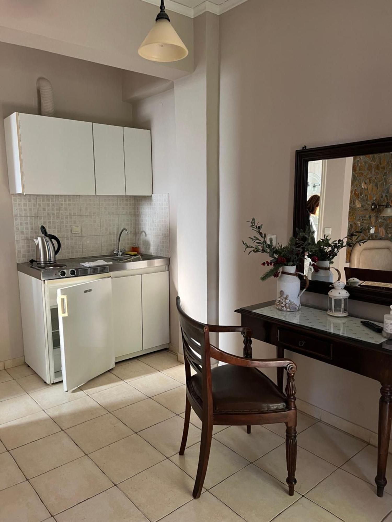 Litsa Appartement Plomari Buitenkant foto