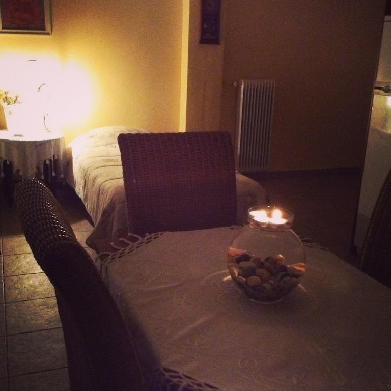 Litsa Appartement Plomari Kamer foto
